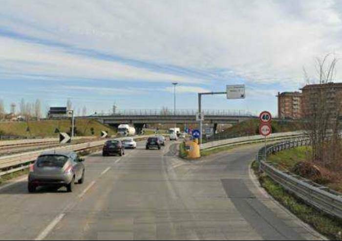 Viabilità a Modena, camion e pericoli in tangenziale