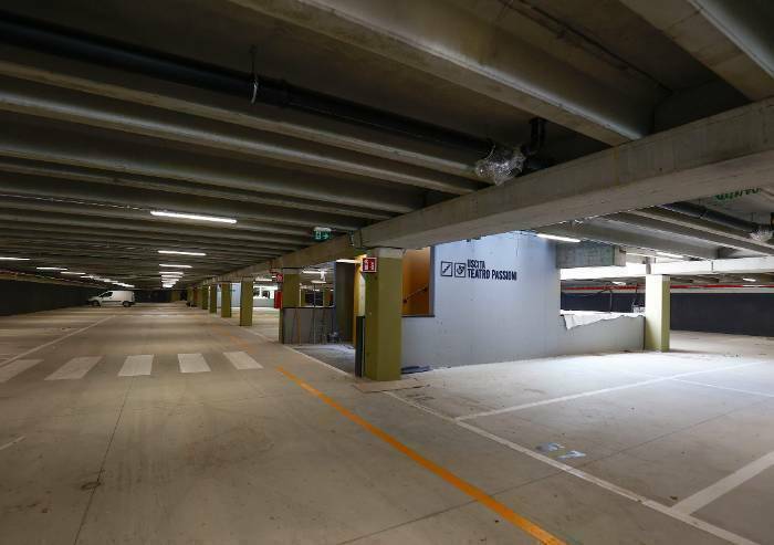 'Ex Amcm, paradosso sosta: l'Amministrazione faccia chiarezza su come e chi oggi può parcheggiare'