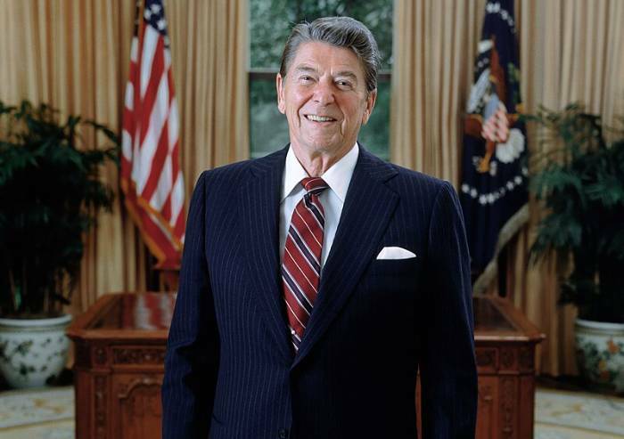 Ronald Reagan viene rieletto presidente degli Stati Uniti: era il 1984