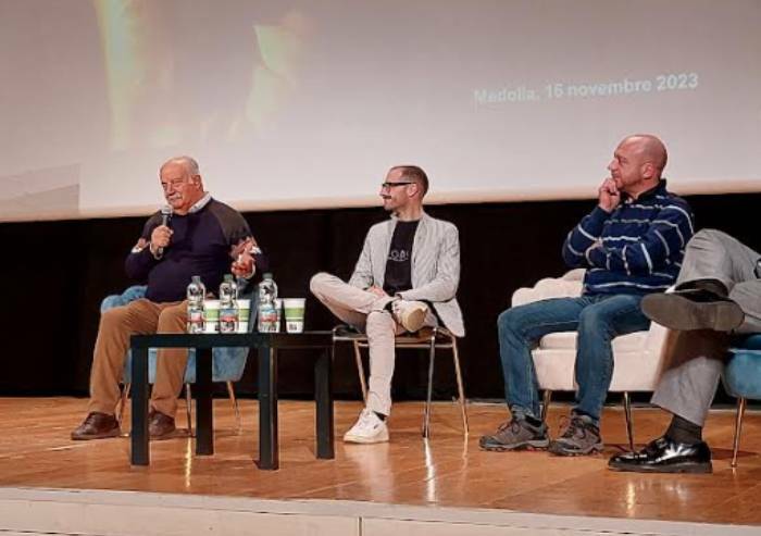 Medolla, gli imprenditori della Bassa hanno incontrato gli studenti