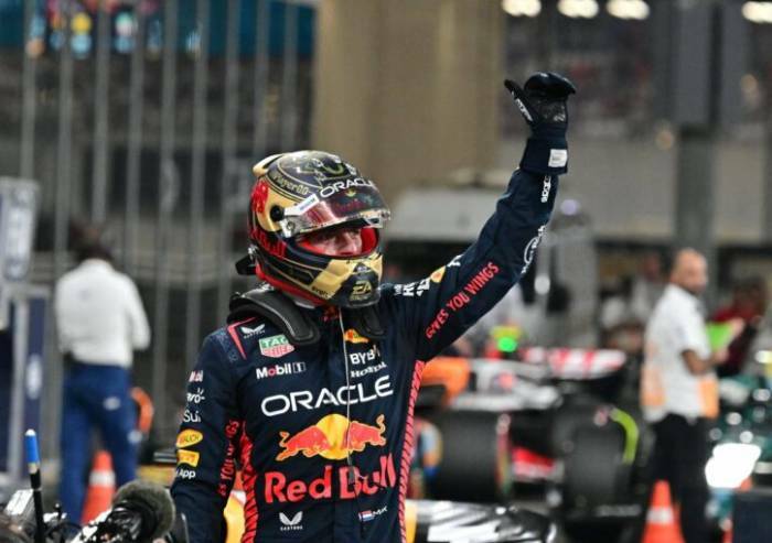 Formula 1, Verstappen chiude la stagione vincendo: Leclerc secondo