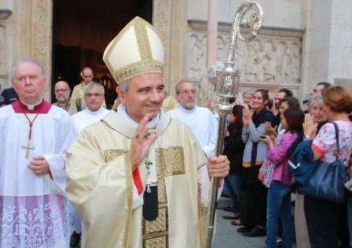 Il vescovo di Modena: 'Carità del vescovo? Se potessi farei di più'