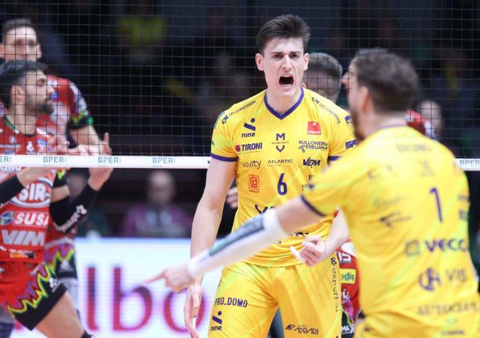Volley Superlega: Modena perde 3-0 contro Perugia, delusione al Palapanini