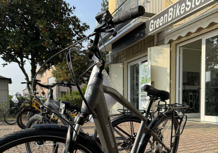 'Inquinamento alle stelle e zone 30: in città vai oltre con le e-bike'