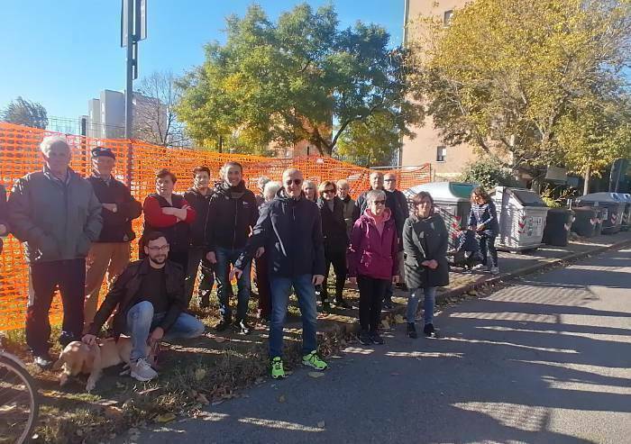 Inaugurata l'area cani, modificata, di via Boccaccio