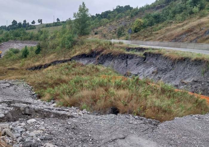 Cede tratto della Fondovalle Panaro: senso unico alternato