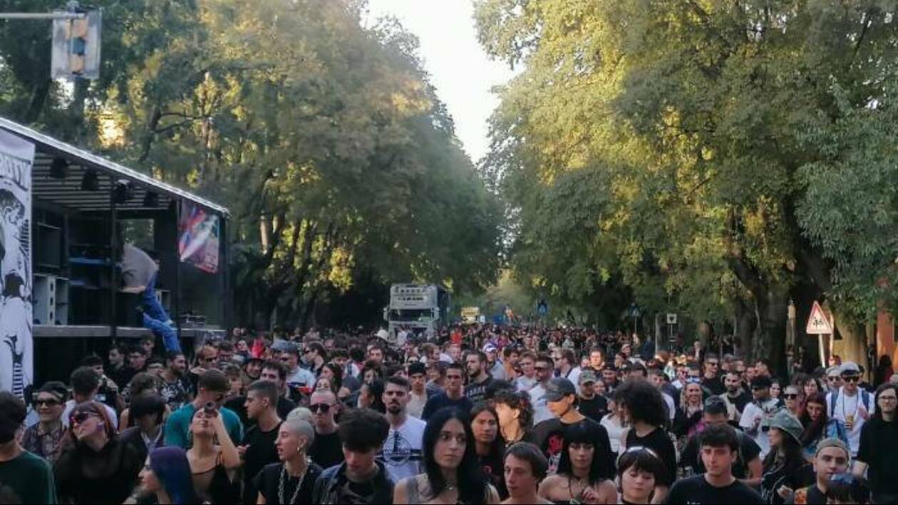 Rave Parade: 53 agenti impegnati nel corteo, ma sui costi l'assessore non risponde