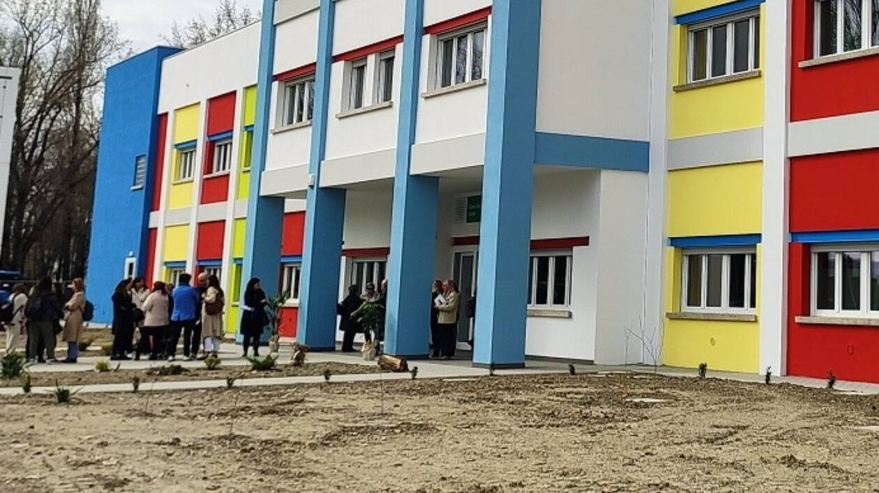 Casa Comunità di Carpi, tubatura rotta e trasloco temporaneo