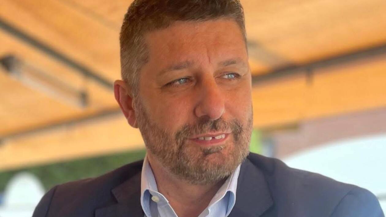Mezzetti al corteo per l’Ucraina: è Marino a informare i vertici Pd