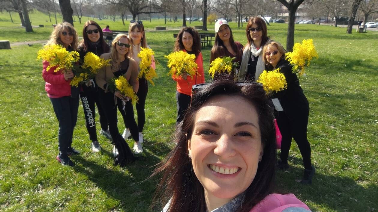 8 marzo: donne insieme, nella semplicità di una giornata di sole