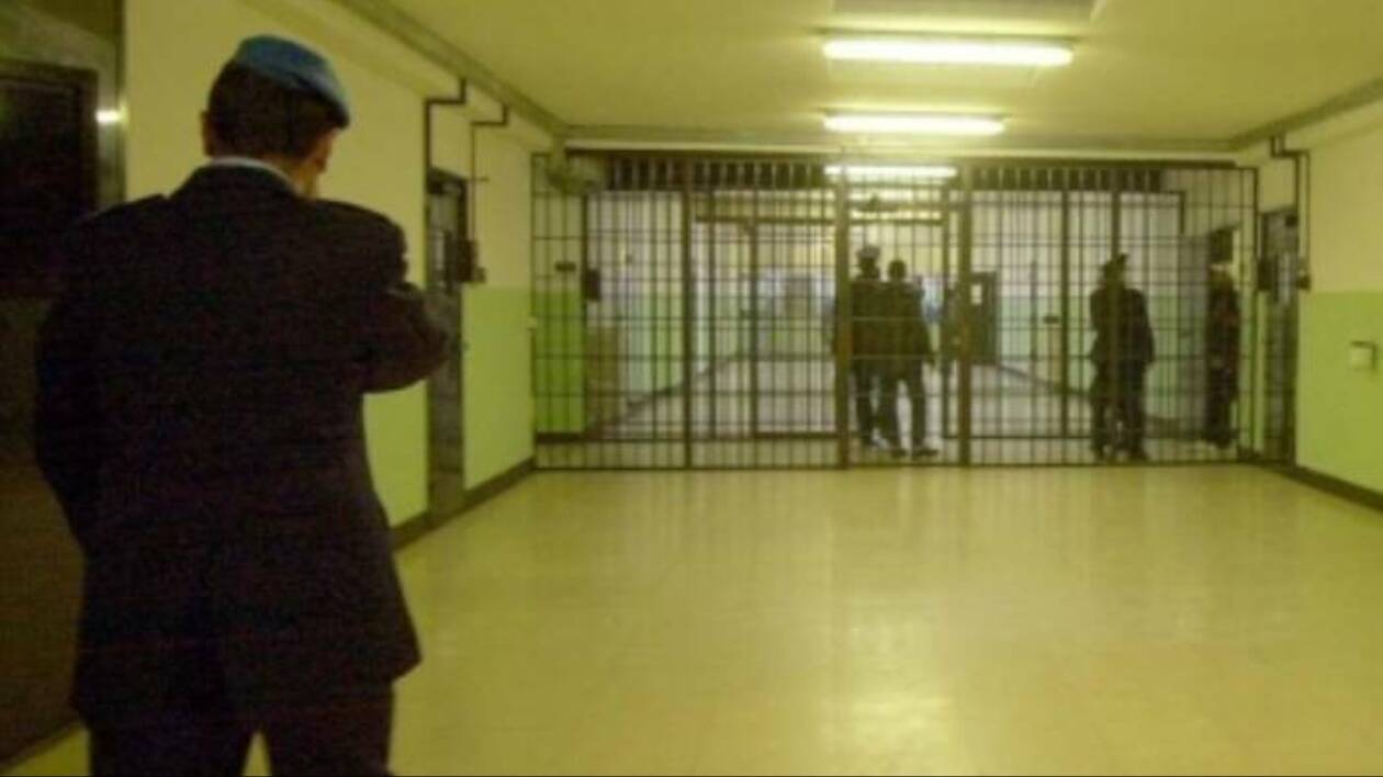 Modena, polizia scopre droga e cellulare in carcere