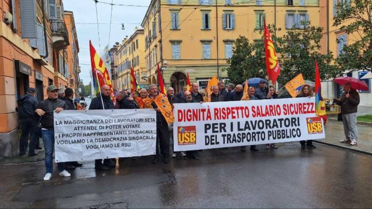 Autisti Seta in fuga, le condizioni non cambiano: USB apre lo stato di agitazione