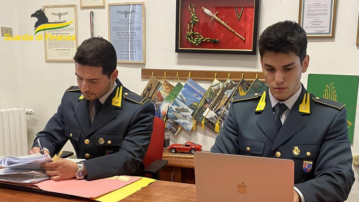 Muratore senza partita Iva nasconde 250mila euro al fisco