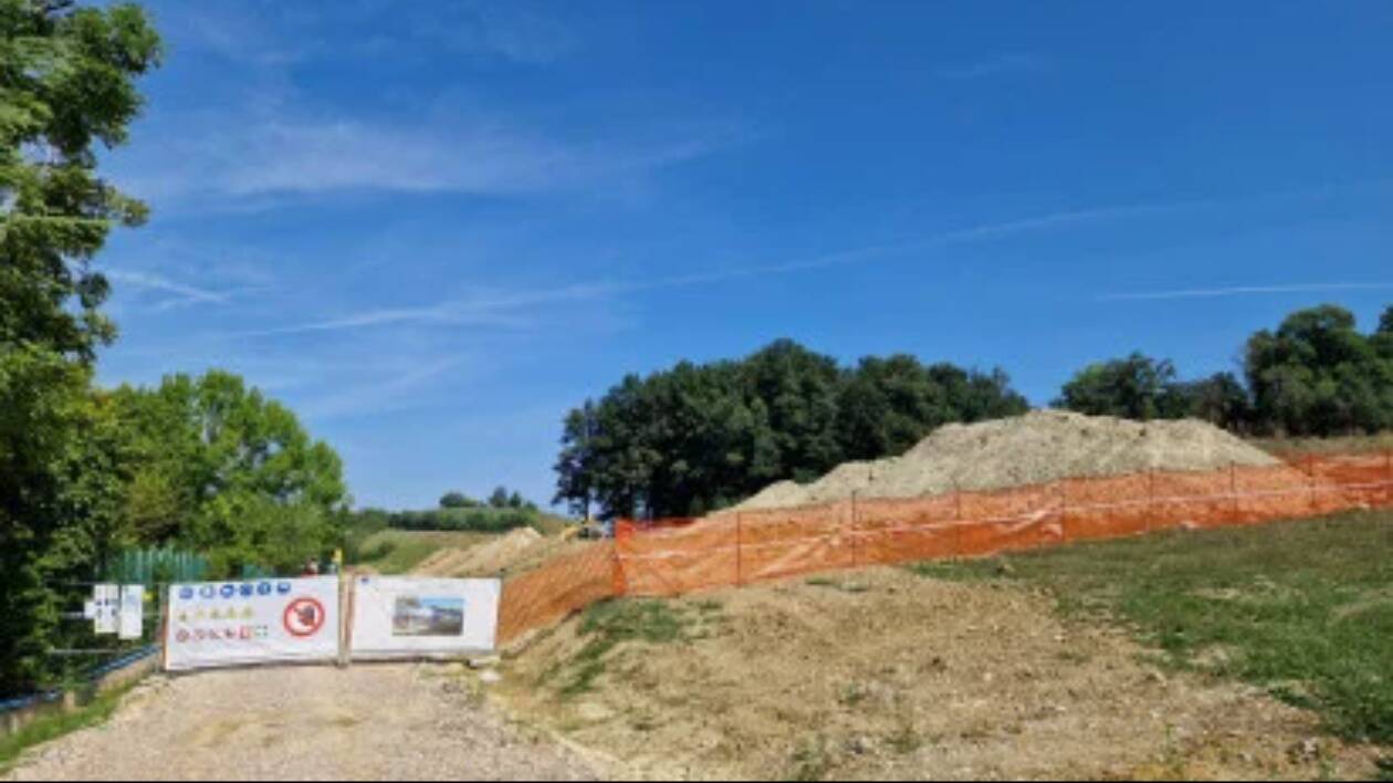Pavullo: stop al cantiere della nuova scuola Montecuccoli, critiche sull'amministrazione
