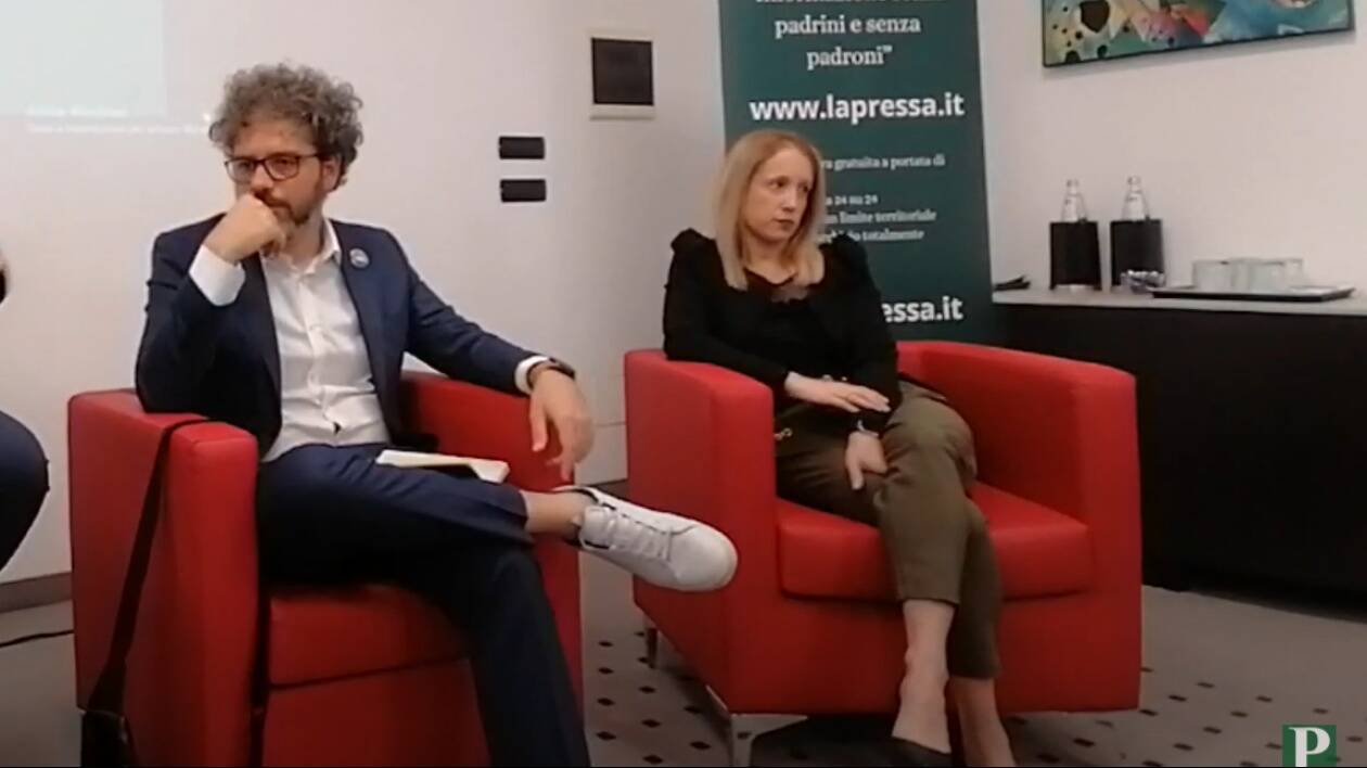 Avs difende il sindaco Righi: 'Sicurezza, Fdi prende i giro i carpigiani'