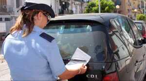 https://www.lapressa.it/articles/072870/sanzioni-polizia-locale-TN.jpg