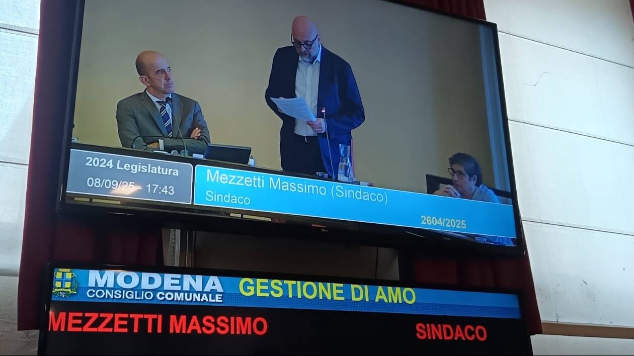 Scandalo Amo, Mezzetti richiama Reggianini: 'Avevamo chiesto di procedere celermente con la denuncia'