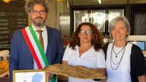 https://www.lapressa.it/articles/072888/carpi-TN.jpg