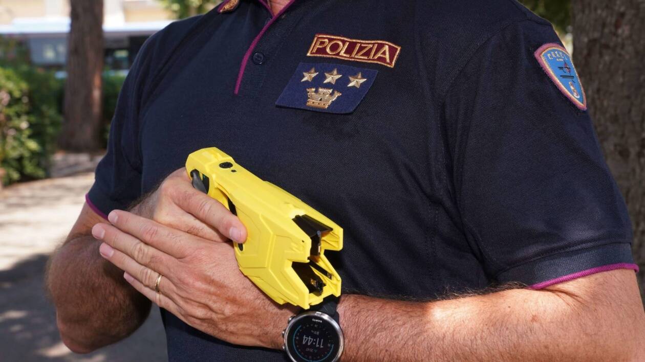 Reggio Emilia, fermato con il taser: il 42enne Claudio Citro muore in ospedale