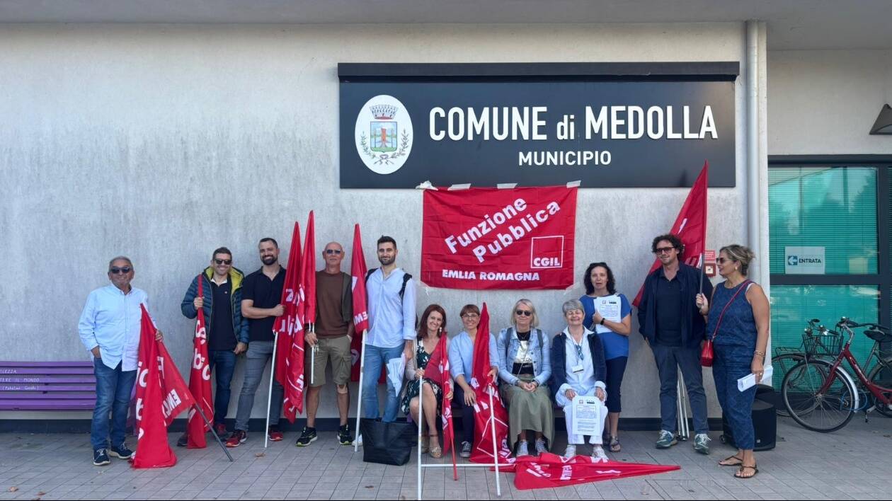 Medolla, sciopero dei dipendenti per il salario accessorio