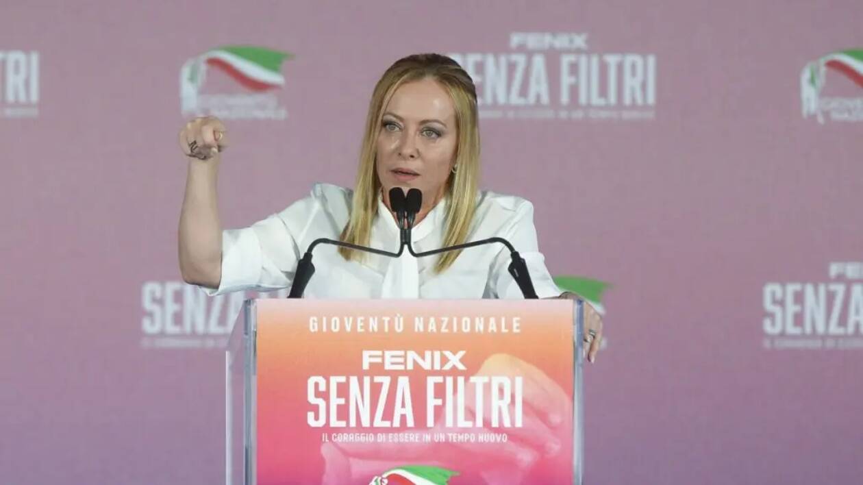 Meloni cita Berlusconi: 'Sarà sempre l’amore e non l’odio a far muovere quello che facciamo'