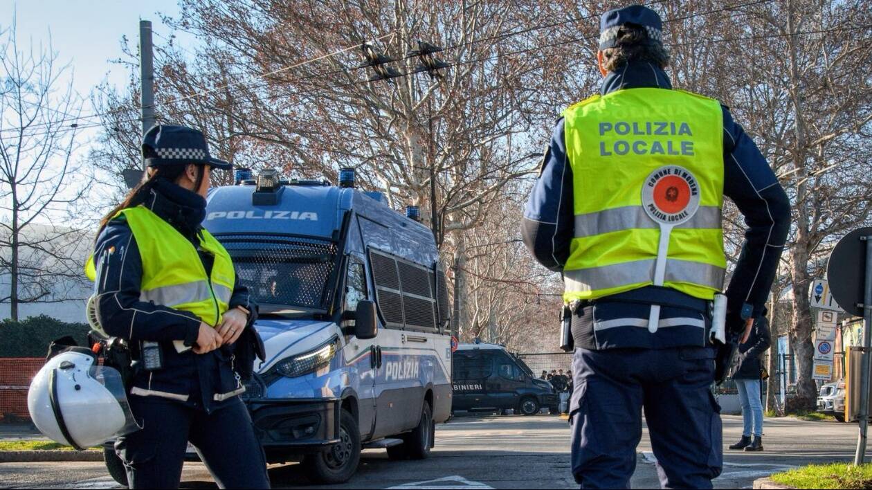 Modena, dispiegamento di forze per la partita allo stadio: perchè non è sempre così?