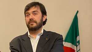 https://www.lapressa.it/articles/073463/platis-forza-italia-amo-TN.jpg