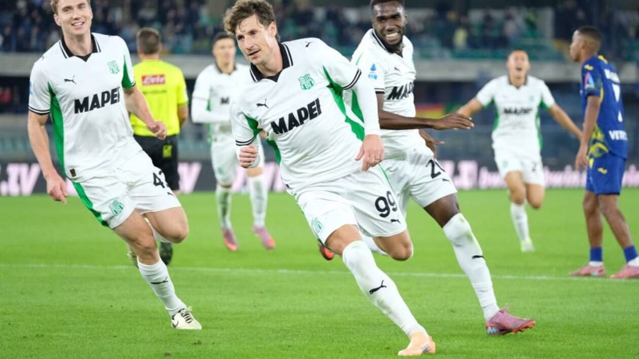 Colpo del Sassuolo a Verona, 0-1 al Bentegodi firmato Pinamonti