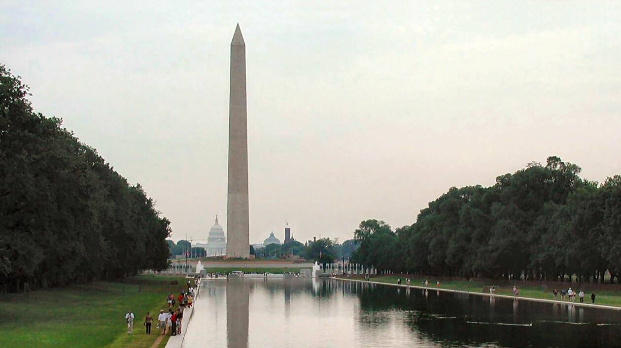 L'obelisco di Washington apre al pubblico: 9 ottobre 1888