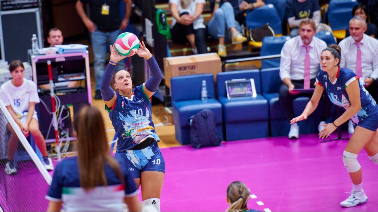 PalaPanini, sconfitta netta per le ragazze del Volley Modena: il Brescia passa 3 a 0