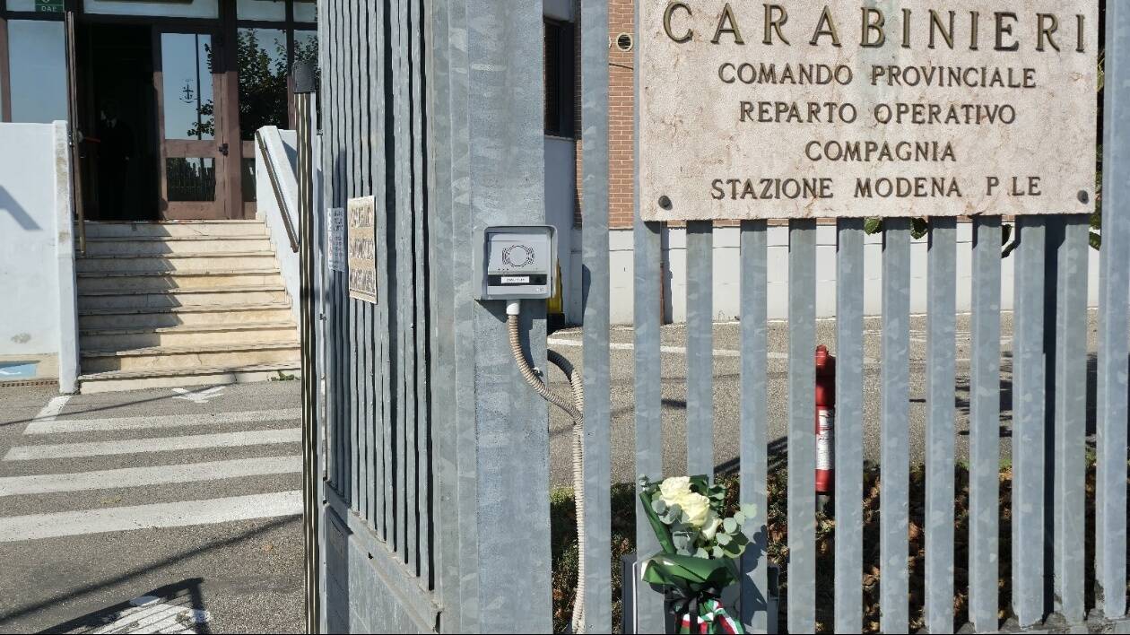Modena, omaggio ai carabinieri caduti in servizio a Castel d'Azzano