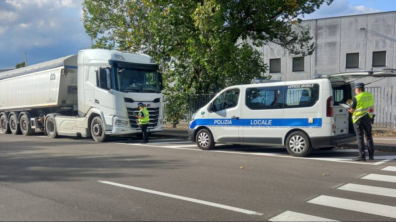Formigine, controlli sui camioni: multato il 75% dei mezzi