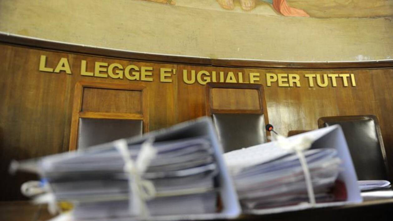 Modena, violenza sessuale su minori: condannato allenatore pallavolo