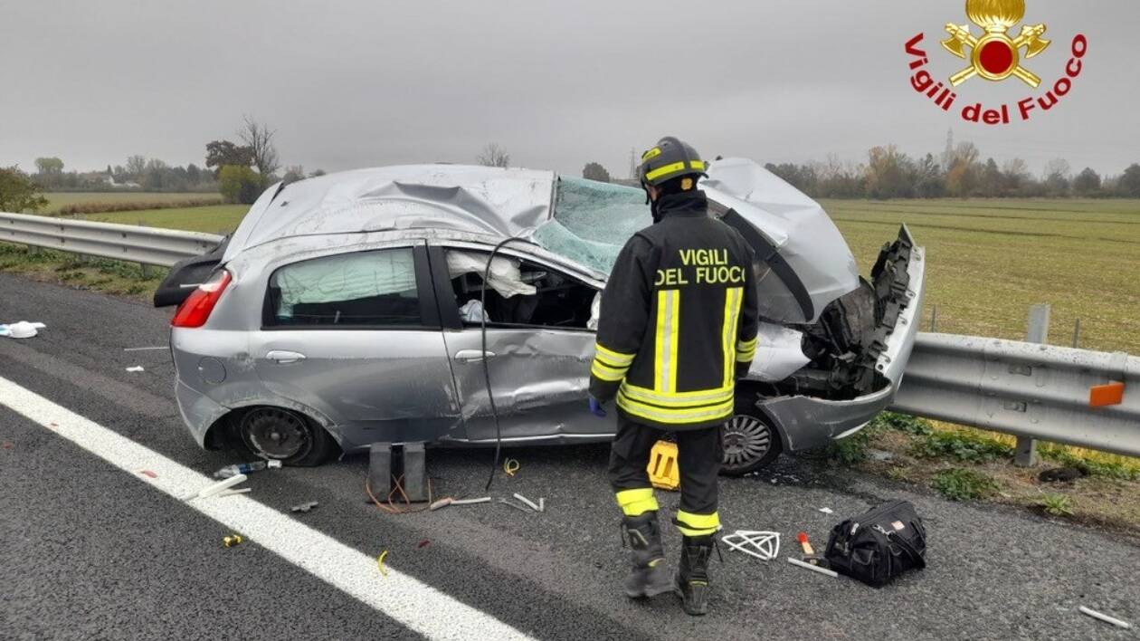 Modena, schianto in A1: muore passeggero 24enne