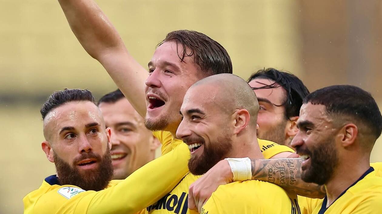 Il Modena torna alla vittoria: 3-0 allo Juve stabia