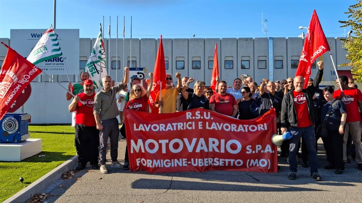 Formigine, ancora uno sciopero alla Motovario. Cgil e Cisl: 'No a indossare sempre occhiali protettivi'