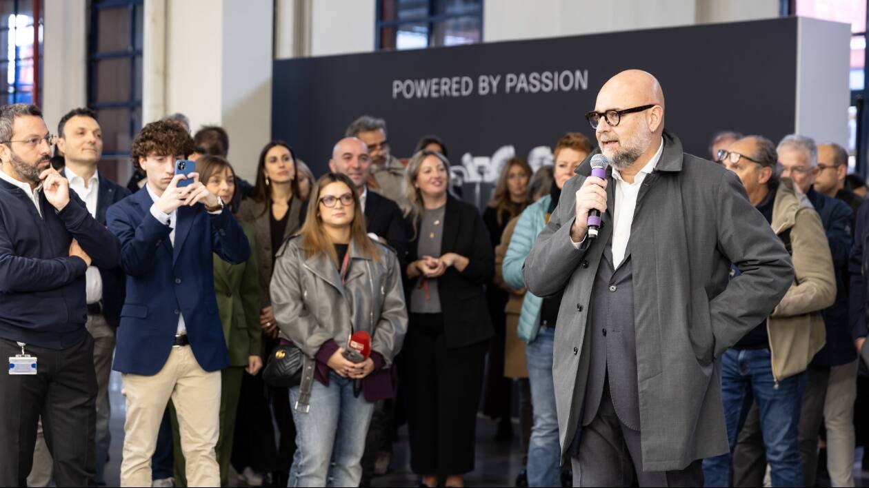 Maserati a Modena, il sindaco inaugura la nuova linea GranTurismo e GranCabrio