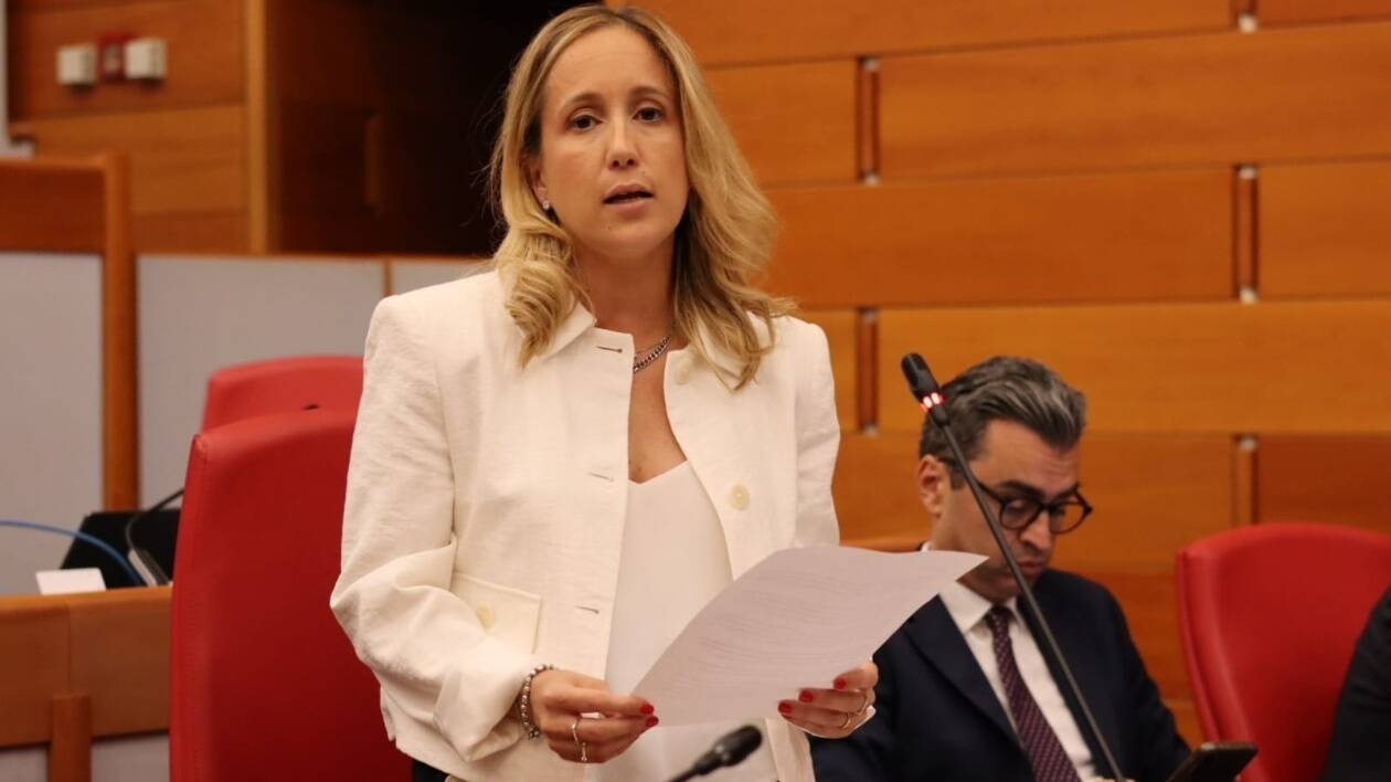 Medici premiati per prescrivere meno esami, Fdi: 'Si mina fiducia del cittadino nei confronti del medico'