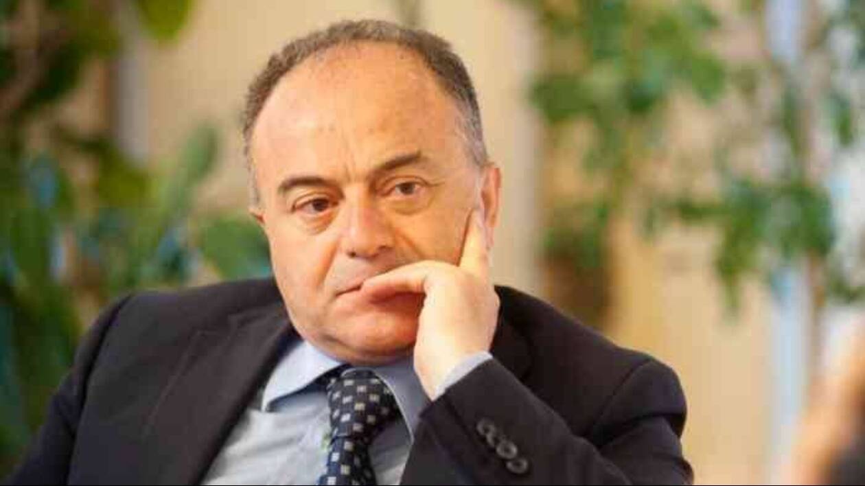 Gratteri spaccia una intervista-bufala di Falcone come vera: figuraccia planetaria del magistar