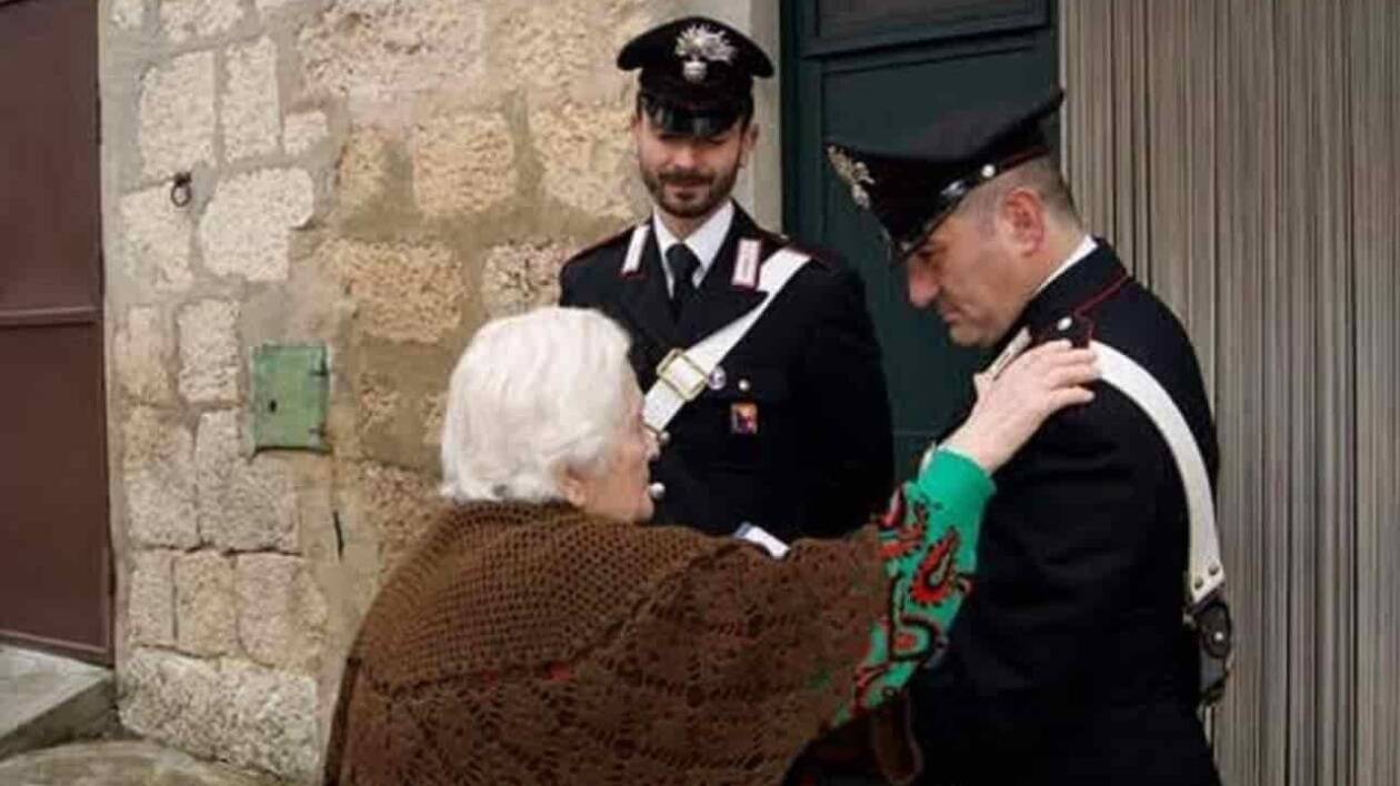 Modena, tenta di truffare anziana affetta da demenza: arrestato 46enne napoletano