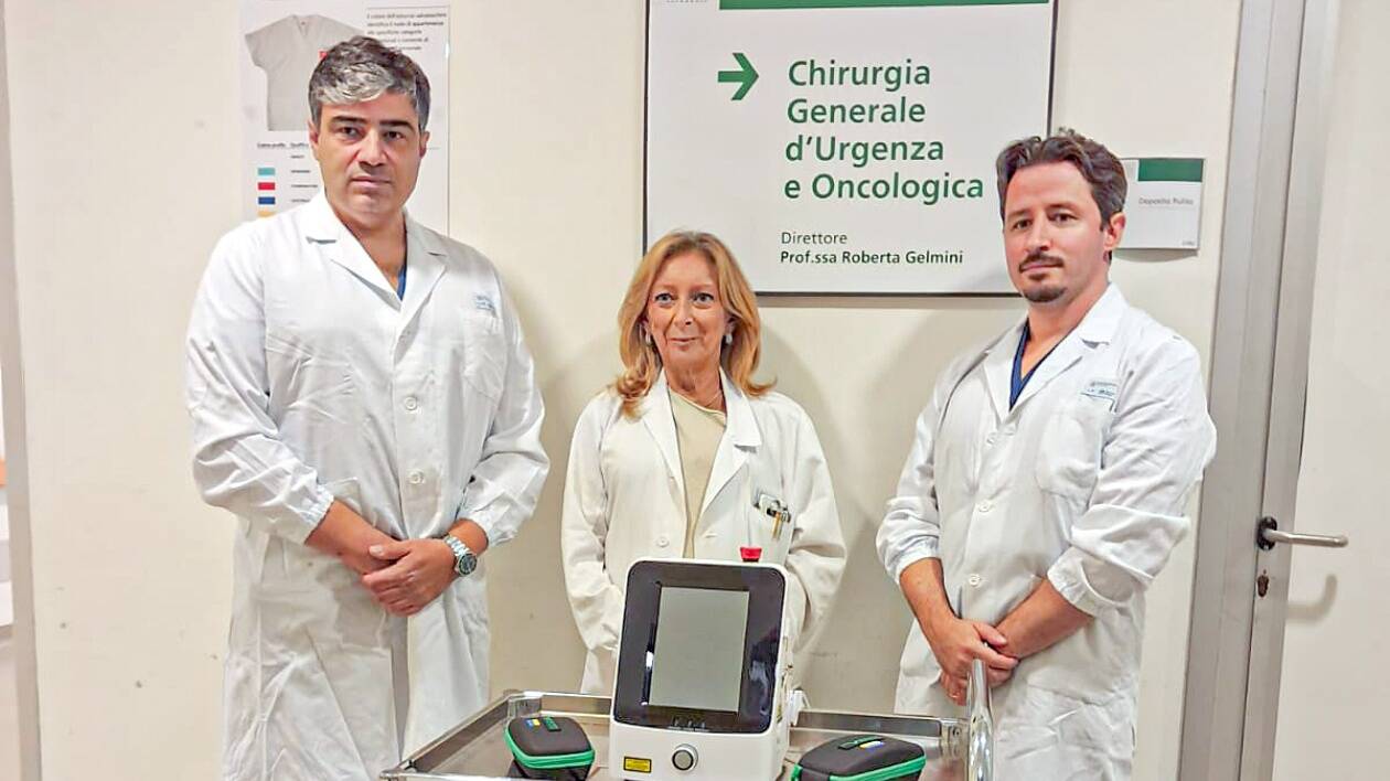 Modena, al Policlinico nuovo laser chirurgico per trattamento mini-invasivo di emorroidi e fistole