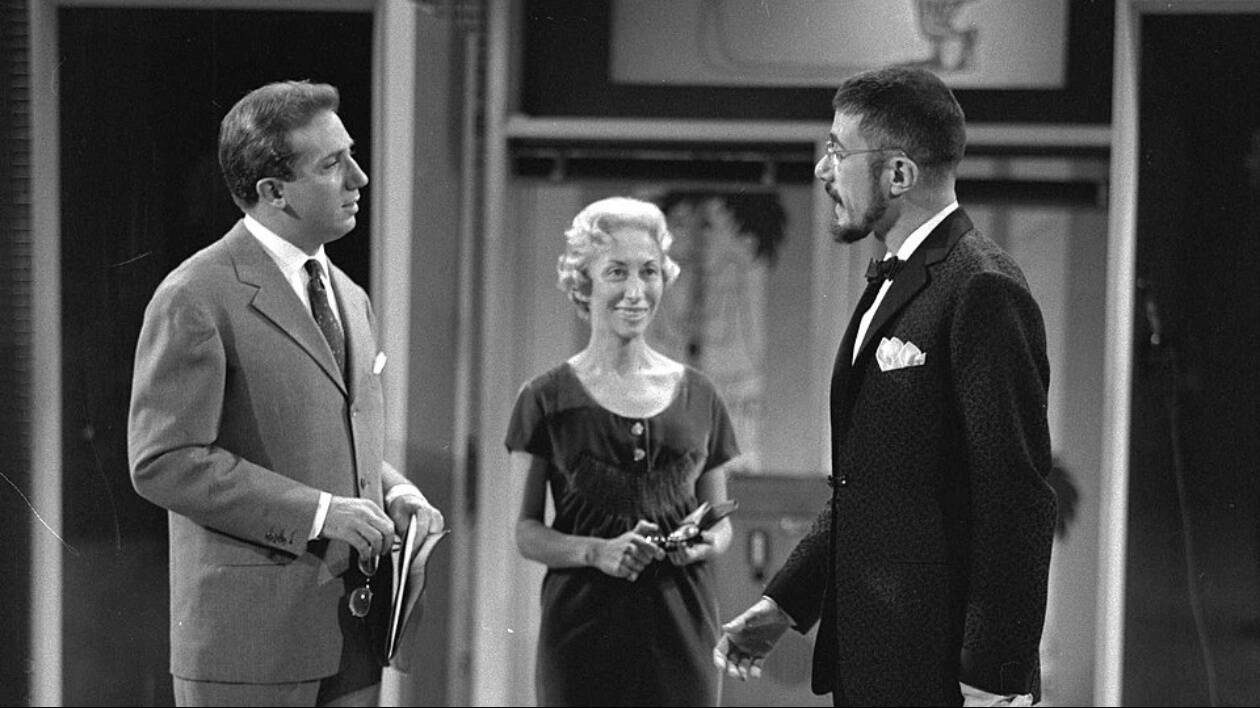 Debutta in tv Lascia o raddoppia: 19 novembre 1955