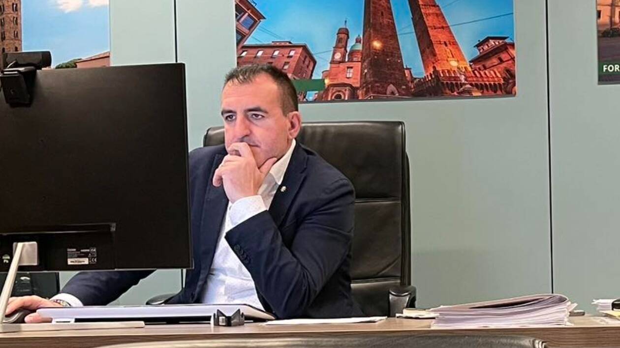 'Ritorno dei cassonetti a Modena, la Priolo ammette che vi potranno essere aumenti'