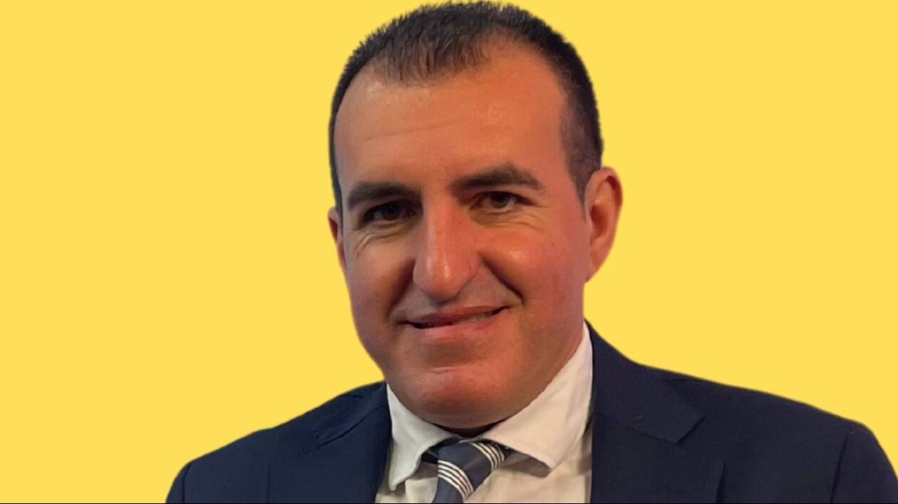 'Caro Mezzetti, ci dica: quanto è costato ai modenesi acquistare i nuovi cassonetti? Pronti a confronto pubblico'