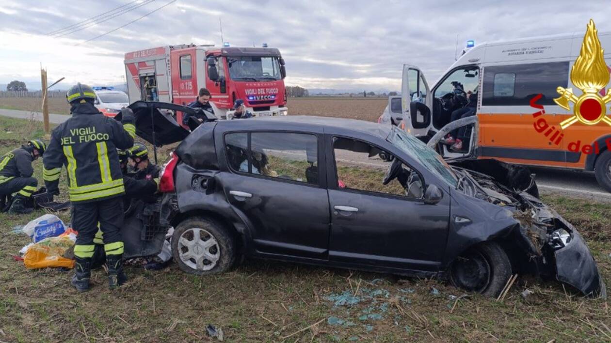 Schianto a Castelfranco Emilia, salvata la conducente