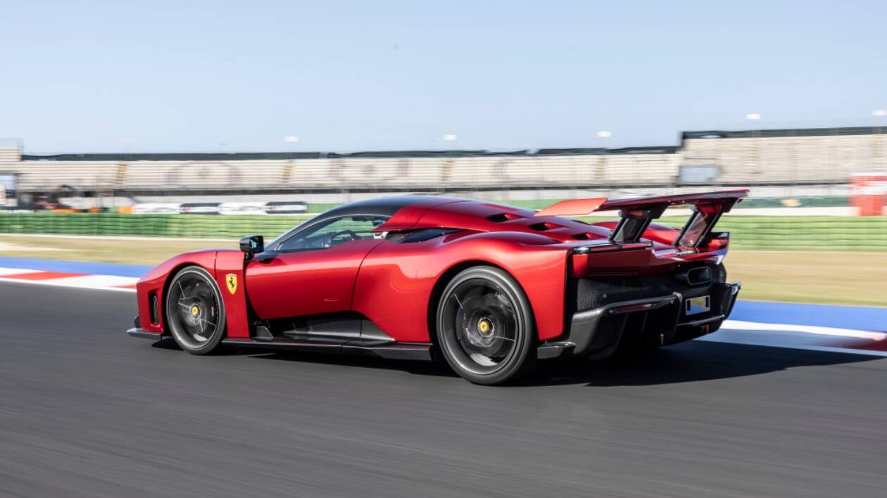 Ferrari, la F80 è la Hypercar dell'anno