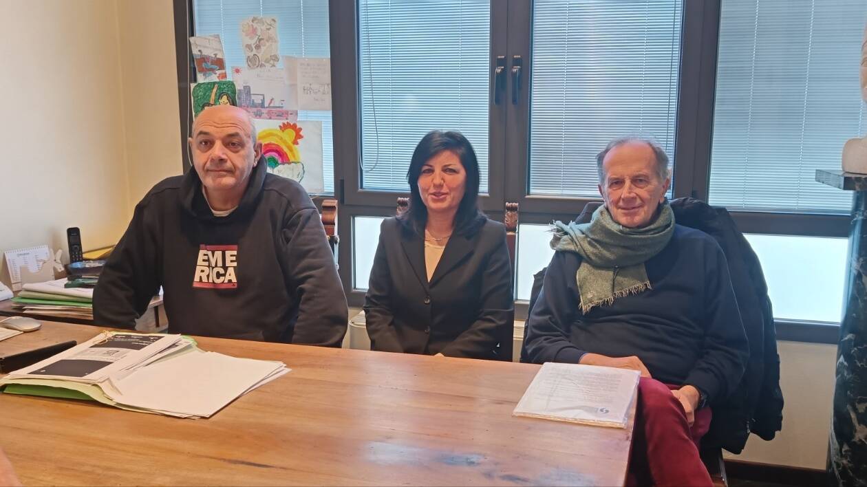 Vignola: 4000 firme già raccolte per il Pronto soccorso e il no allo spostamento dell'auto medica