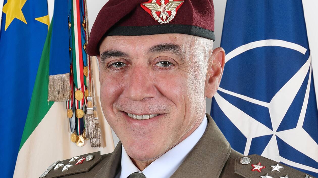 Il Capo dell'Esercito denuncia: 'Università di Bologna rifiuta corso di Filosofia per ufficiali'