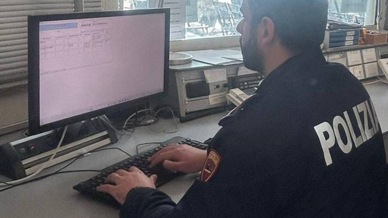 Annuncio di casa vacanza truffaldino: ventunenne denunciato