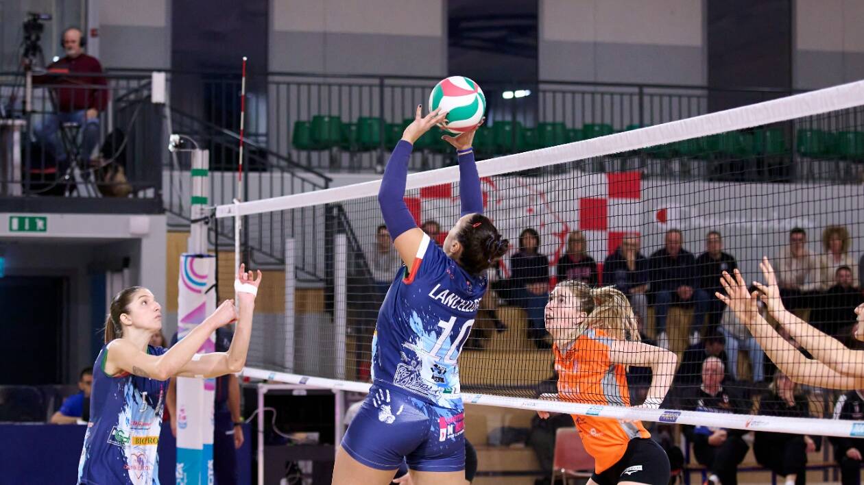 Le ragazze del Volley Modena ancora sconfitte: Altamura vince 3 a 0